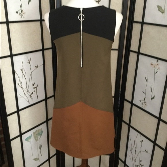 T H M L Color Block Dress - Picture 7 of 9